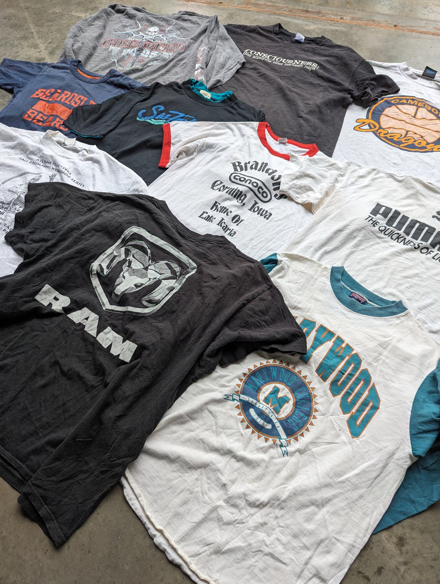 Vintage Wholesale Single Stitch Graphic T-shirts - Vintage Single Stitch Graphic T-shirts Wholesale