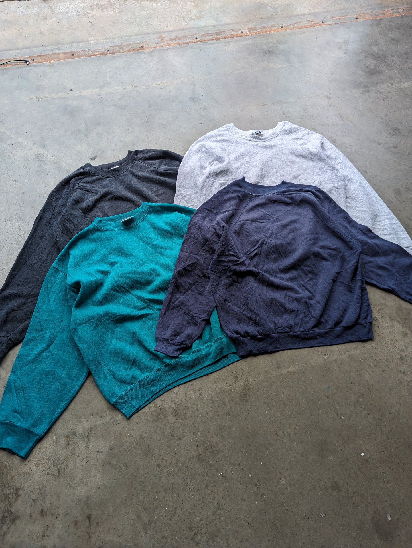 Vintage Wholesale Blank Sweatshirt - Vintage Blank Sweatshirt Wholesale
