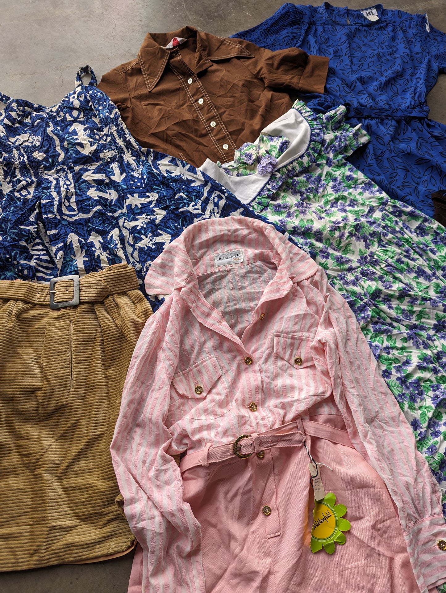 Vintage Wholesale Skirts & Dresses - Vintage Skirts & Dresses Wholesale