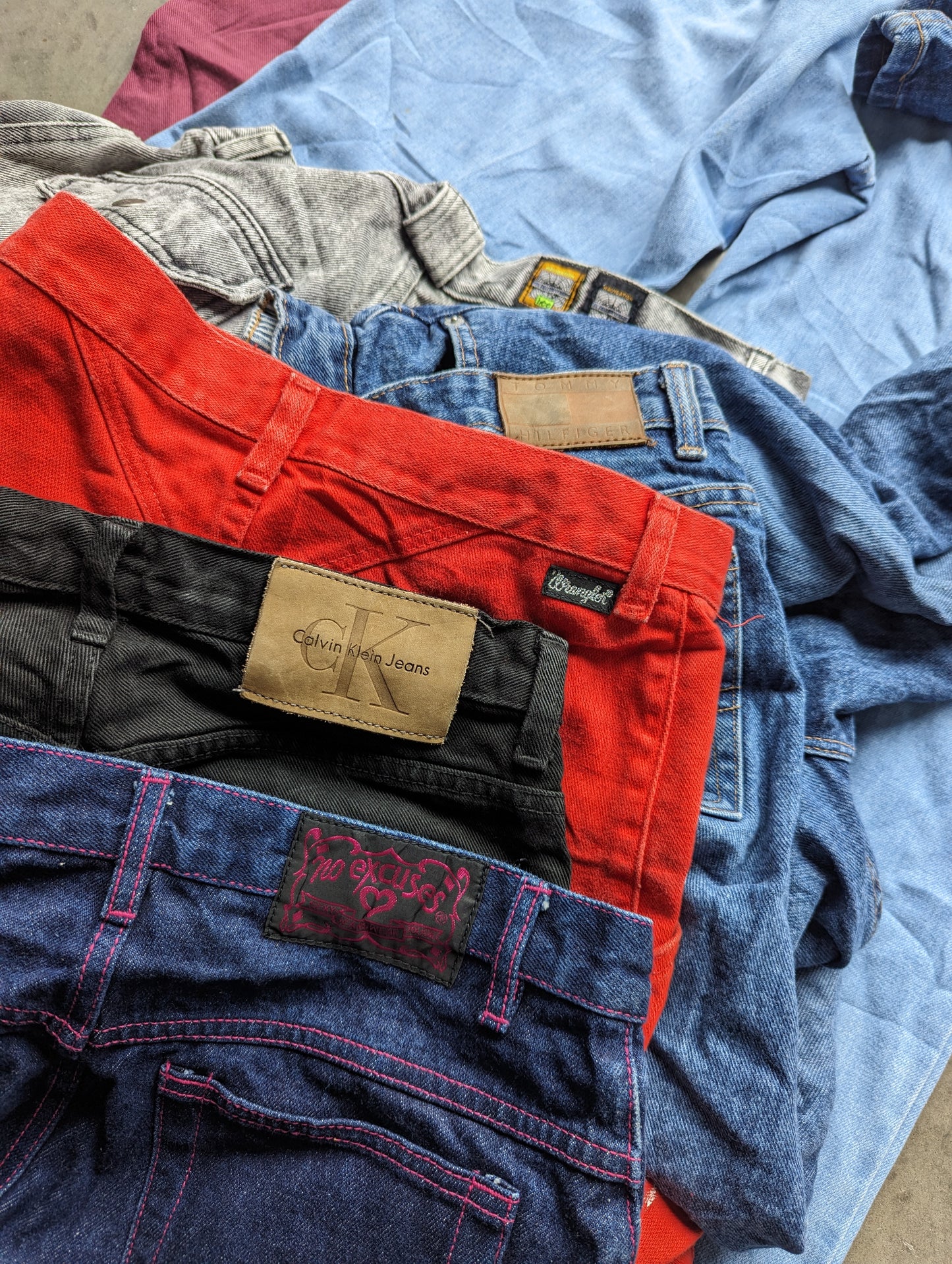 Vintage Wholesale 90s Y2K Branded Womens Jeans - Vintage 90s Y2K Branded Womens Jeans Wholesale