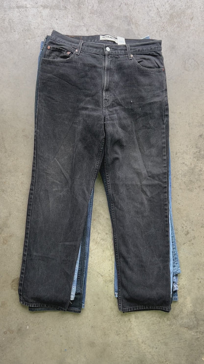 Levis Mixed Code Jeans A/B